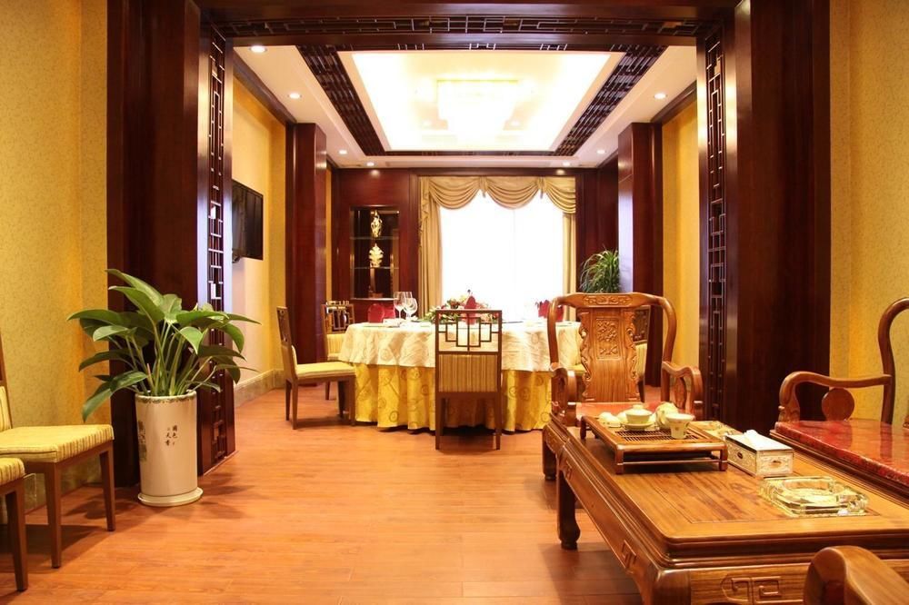 Huizhou Jinhuayue International Hotel Extérieur photo